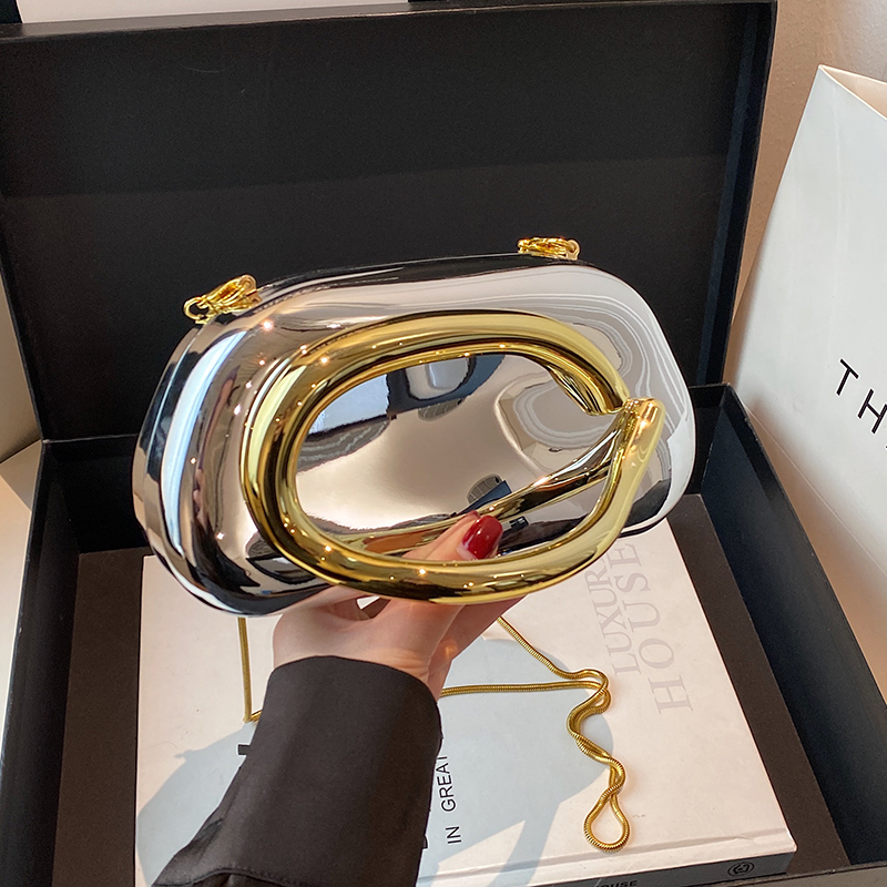 Złota kopertówka damska wieczo – Women Bags 2026 Trends recenzja i cena